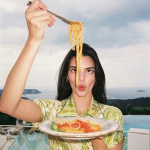 Meet your Posher, Nina